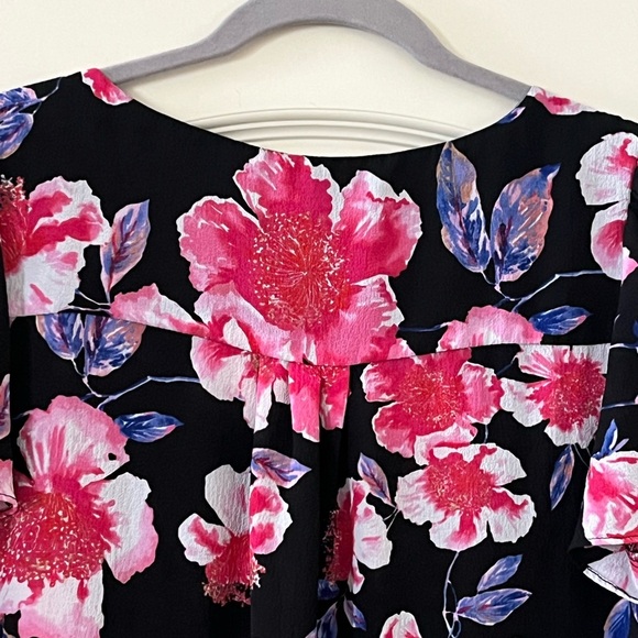 Elle Poly/Spandex Blend Floral Blouse Women’s Size Large - Picture 12 of 14